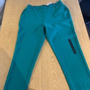 Green Pull-On Relaxed Taper Studio Refined Crepe High-Rise Pant